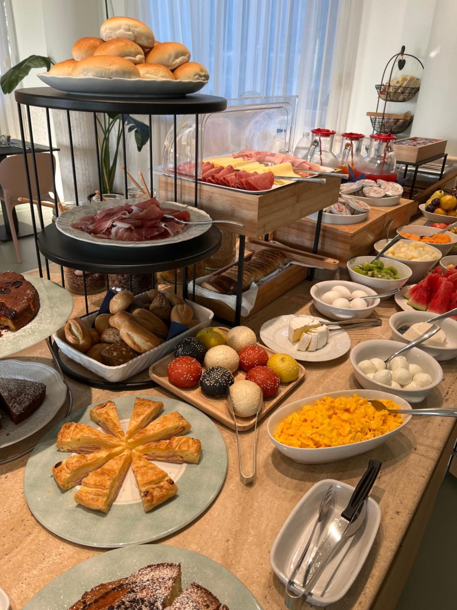 Hotel Capital 쿠프라마리티마 외부 사진